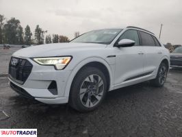 Audi E-tron - zobacz ofertę