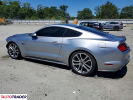 Ford Mustang 2021 5