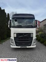 Volvo FH460 GLOBETROTTER 460 KM 2015r Volvo FH460 GLOBETROTTER 460 KM 2015r