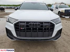 Audi Q7 2021 4