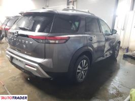 Nissan Pathfinder 2022 3