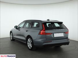 Volvo V60 2019 2.0 147 KM