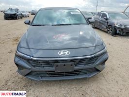 Hyundai Elantra 2025 2