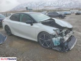 Toyota Camry 2020 3