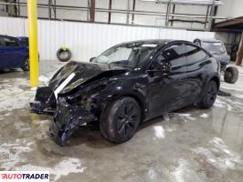 Tesla Model Y 2025 Tesla Model Y 2025