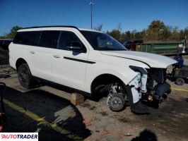 Lincoln Navigator 2025 3