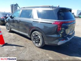 Kia Carnival 2025 3