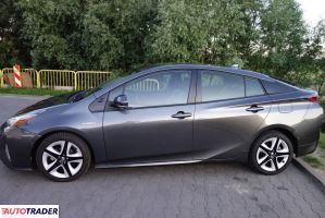 Toyota Prius 2016 1.8 122 KM