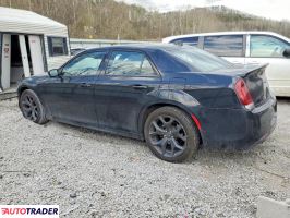 Chrysler 300C 2021 5