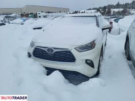 Toyota Highlander 2020 3