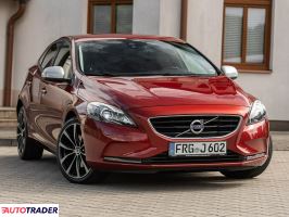 Volvo V40 2012 2.0 177 KM