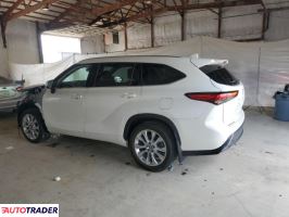 Toyota Highlander 2021 3