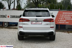 BMW X5 2019 3.0 340 KM