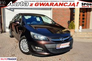 Opel Astra 2014 1.4 140 KM