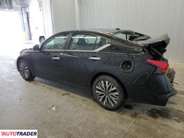 Nissan Altima 2025 2