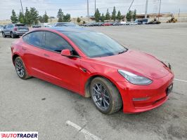 Tesla Model 3 2022