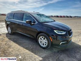 Chrysler Pacifica 2022 3