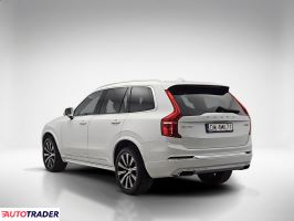 Volvo XC90 2021 2.0 235 KM