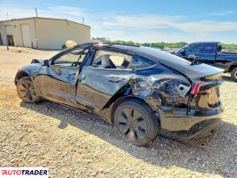 Tesla Model 3 2025
