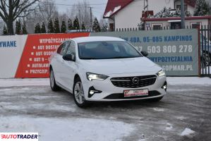 Opel Insignia 2020 2.0 200 KM