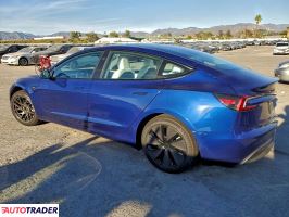 Tesla Model 3 2025