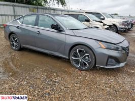 Nissan Altima 2025 2