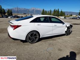 Hyundai Elantra 2023 1