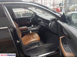 Audi Q8 2021 3