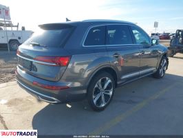Audi Q7 2021 3