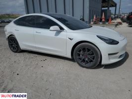 Tesla Model 3 2020 Tesla Model 3 2020