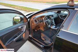 Volvo V60 2017 2.0 190 KM Volvo V60 2017 2.0 190 KM