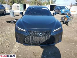 Lexus IS 2024 3