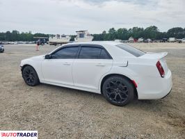 Chrysler 300C 2020 5