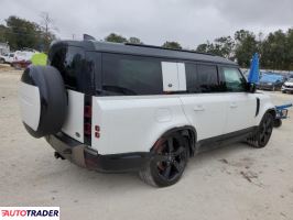 Land Rover Defender 2023 3