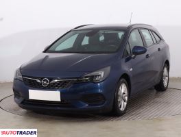 Opel Astra 2019 1.2 108 KM