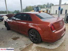 Chrysler 300C 2021 3