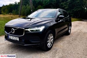 Volvo XC60 2018 2.0 150 KM
