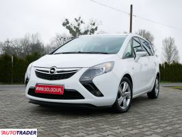 Opel Zafira 2015 1.6 120 KM