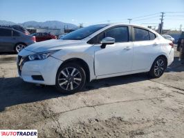 Nissan Versa 2020 1