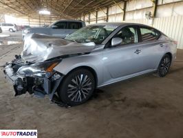 Nissan Altima - zobacz ofertę