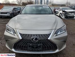 Lexus ES 2019 3