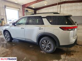 Nissan Pathfinder 2022 3