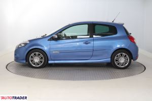 Renault Clio 2009 1.6 126 KM