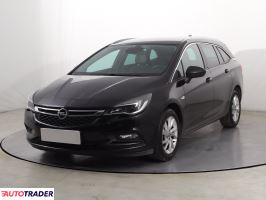 Opel Astra 2018 1.4 147 KM