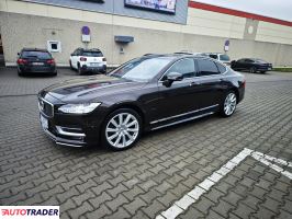 Volvo S90 2017 2.0 235 KM