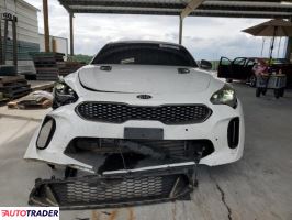 Kia Stinger 2019 3