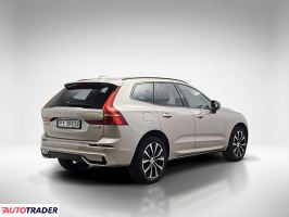 Volvo XC60 2023 2.0 250 KM