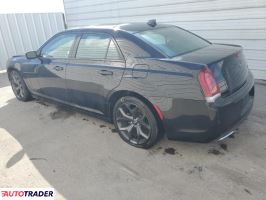 Chrysler 300C 2022 3