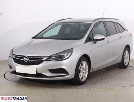 Opel Astra 2017 1.6 108 KM