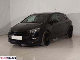 Opel Astra 2015 1.4 118 KM